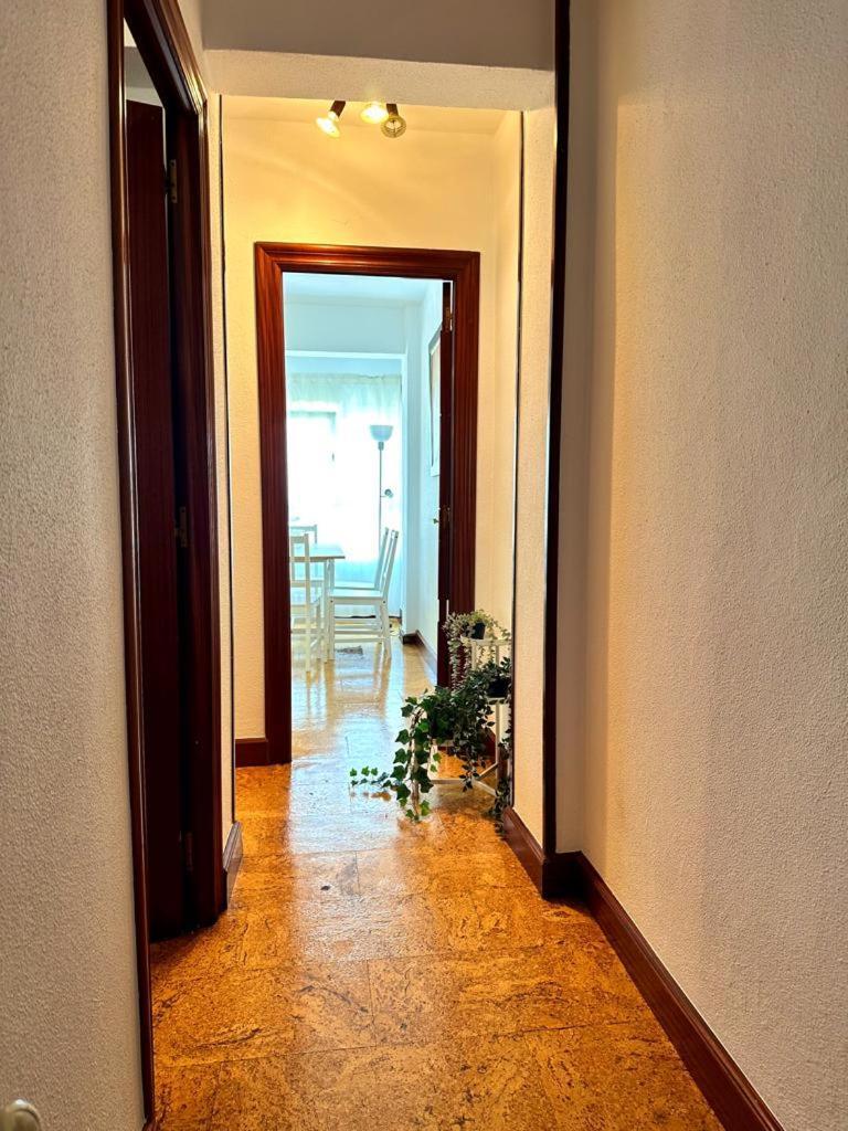 Apartamento Soleado Para 8 Personas En Santona Luaran gambar